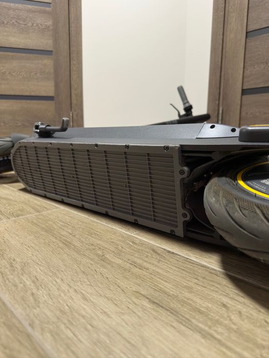 Електросамокат Ninebot G30P