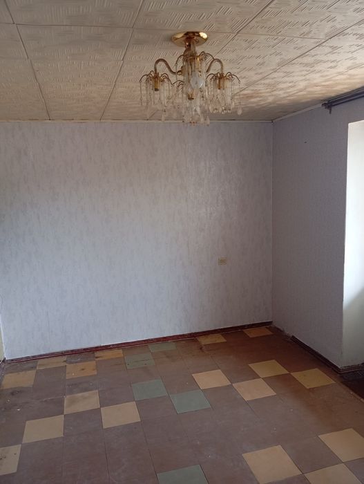Продам 2 комн квартиру в центр Верхнеднепровска