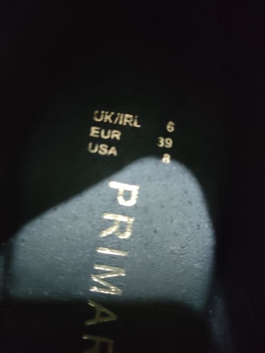 Sapato estilo sabrina