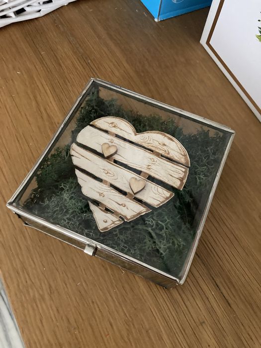 Szkatułka szklana na obrączki