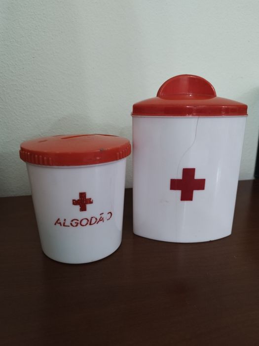 Caixas farmácia antigas