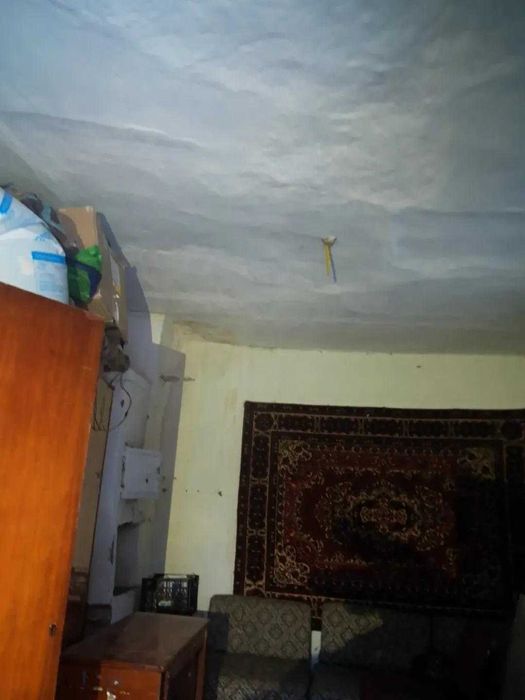 Продам частину будинку на вул.Євгена Коновальця 0962
