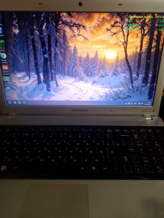Ноутбук Samsung RV513