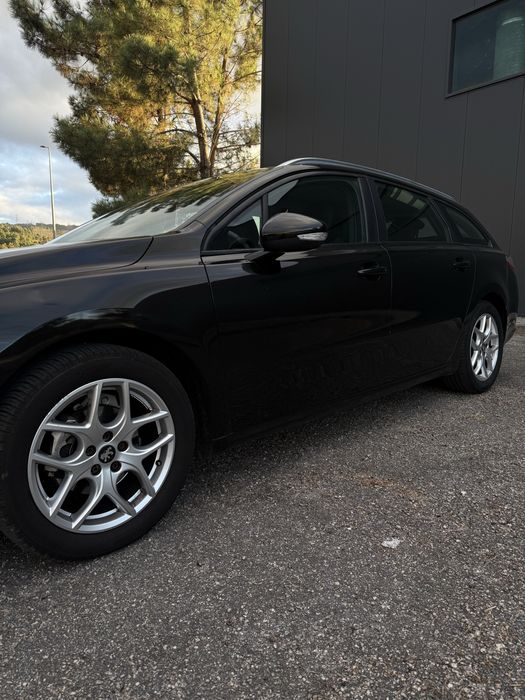 Peugeot 508 SW 2012
