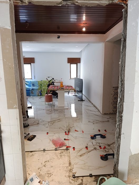 OBRAS DE REMODELAÇAO.Realizamos todo o tipo de trabalhos de construção