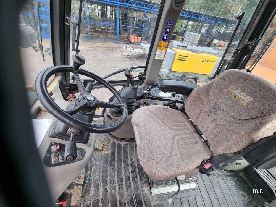 Case 695 ST Koparko ładowarka