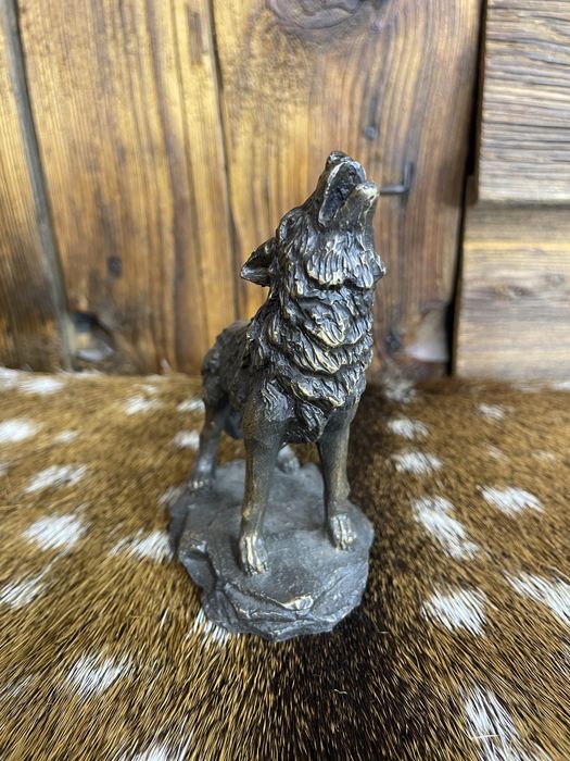 Wilk figurka z brązu myślistwo prezent S494