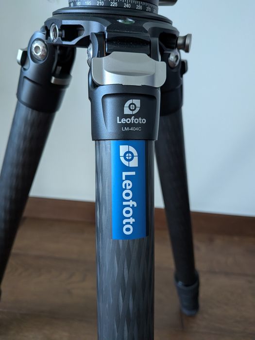 Leofoto LM-404C штатив, трипод