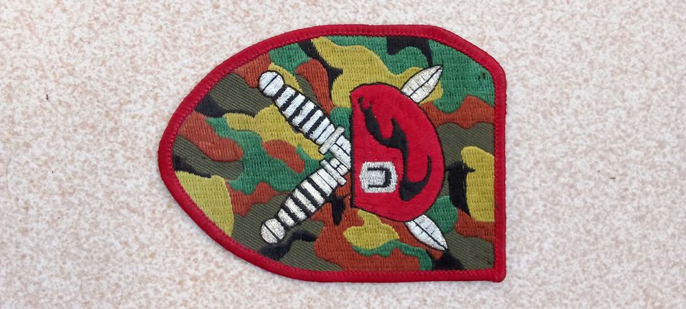 Dísticos Militares/Insígnias Militares/Parafernália