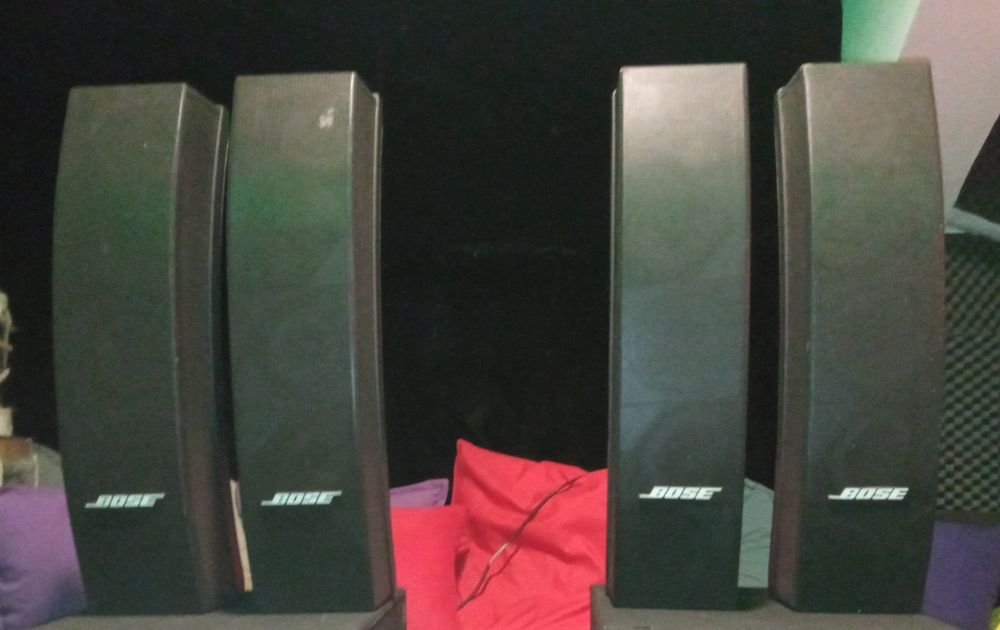 Colunas Bose panaray 502A