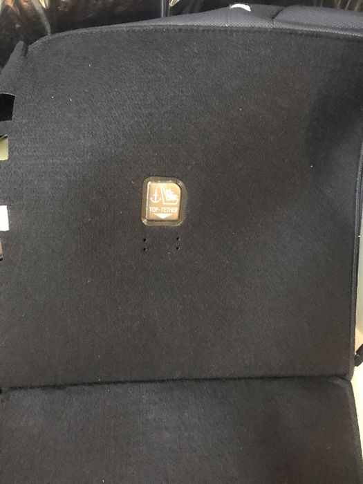 Capas tecido pretas e tapetes Toyota RAV 4 Confort