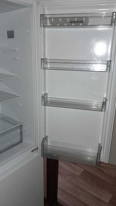 Холодильник продам