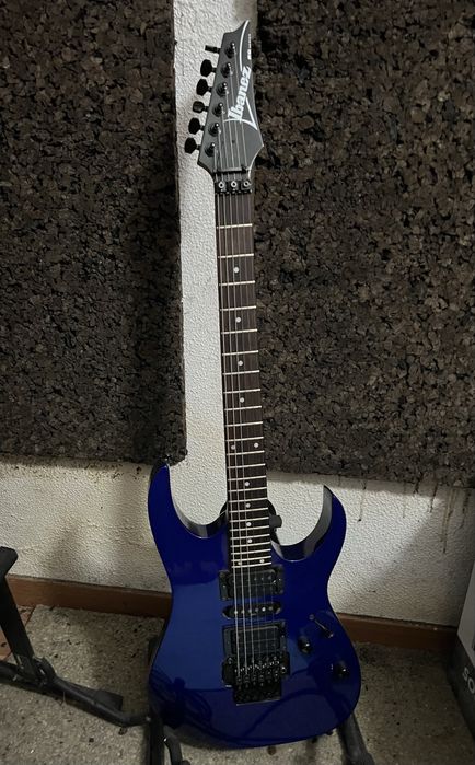 Ibanez Guitar, Amplifier and Zoom G1 Four package