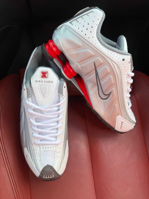 (БЕЗ ПЕРЕДОПЛАТИ) Nike Shox R4 Grey Red White найк шокс сірі сріблясті червоні пружини кросівки