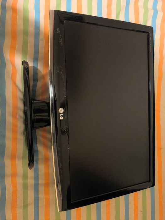 LG FLATRON W2253V-PF Monitor64563915235971120