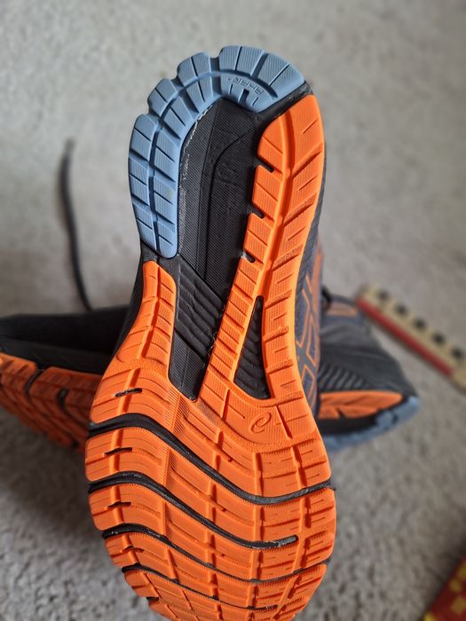 Кросівки Asics GT-1000