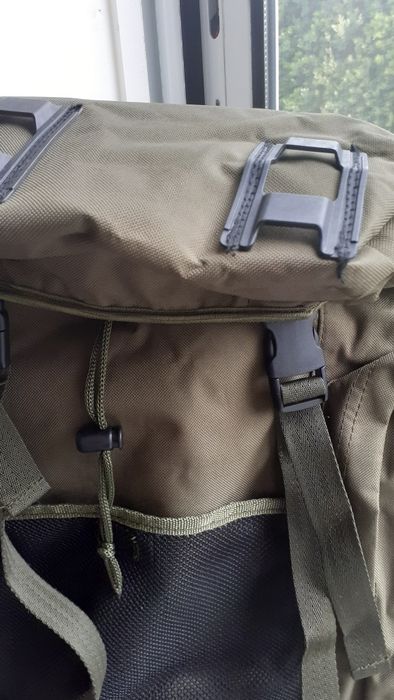 Mochila militar Miltec e kit hidratação