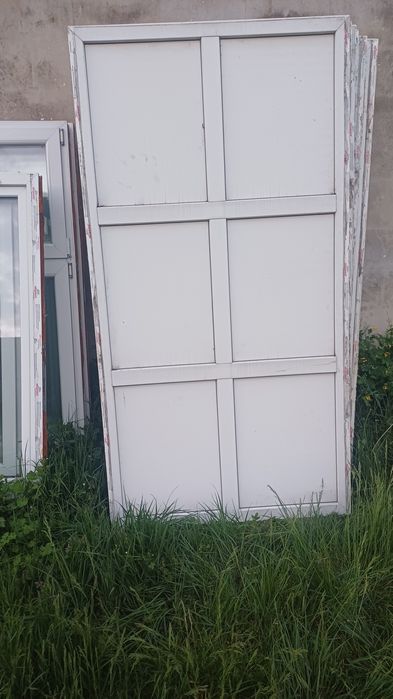 Okno z demontażu PCV Panel