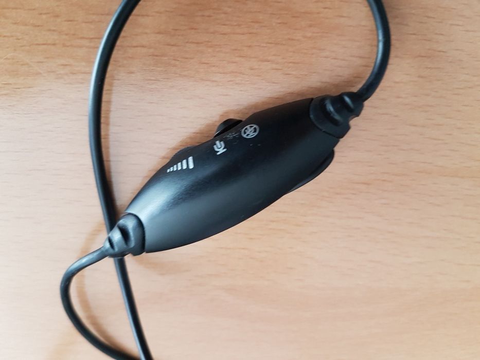 Słuchawki komputerowe x mikrofonem Logitech stan bardzo dobry