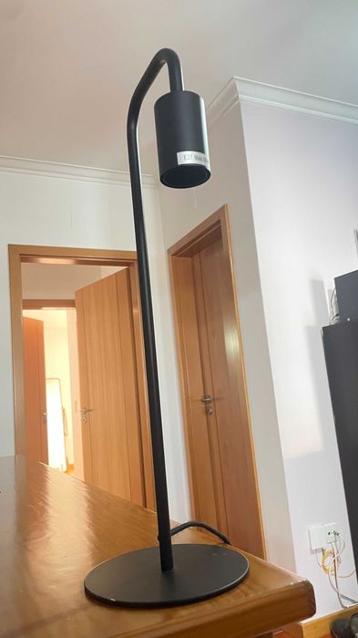 Candeeiro de Mesinha de Cabeceira