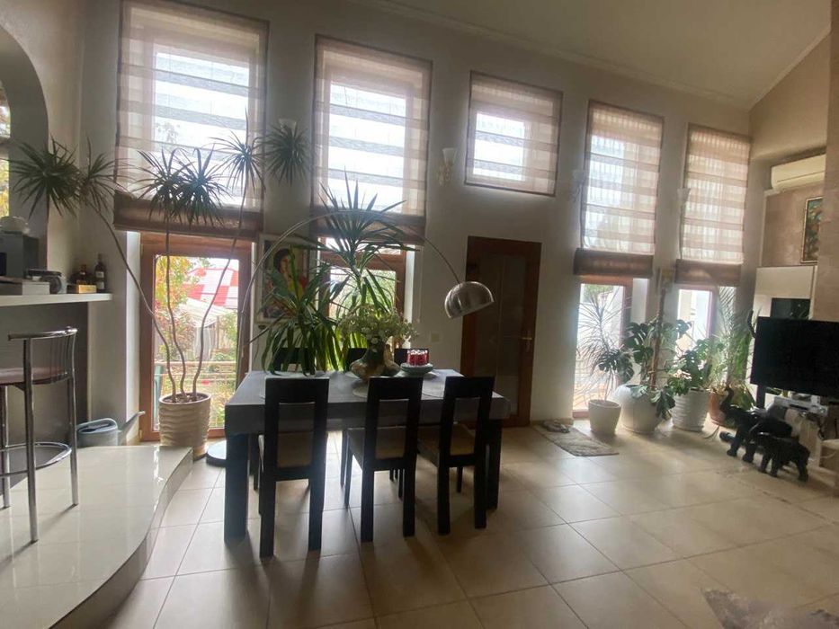 House by the address st. Kulikovo pole pl Oktyabrskoy revolyutsii pl (area 434 m²) - Atlanta.ua - photo 21