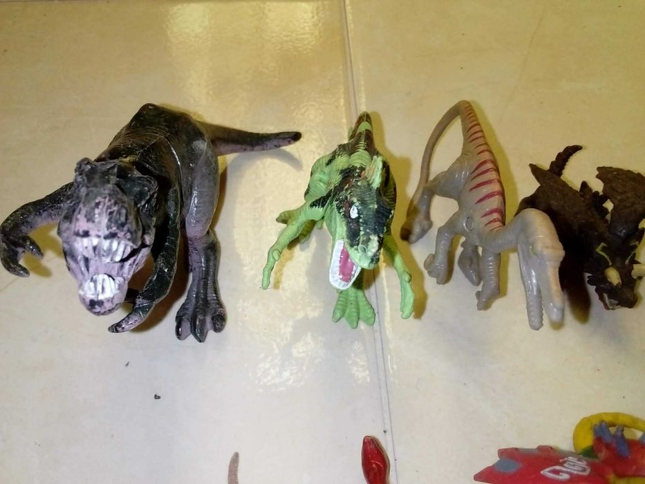11 dinossauros miniaturas