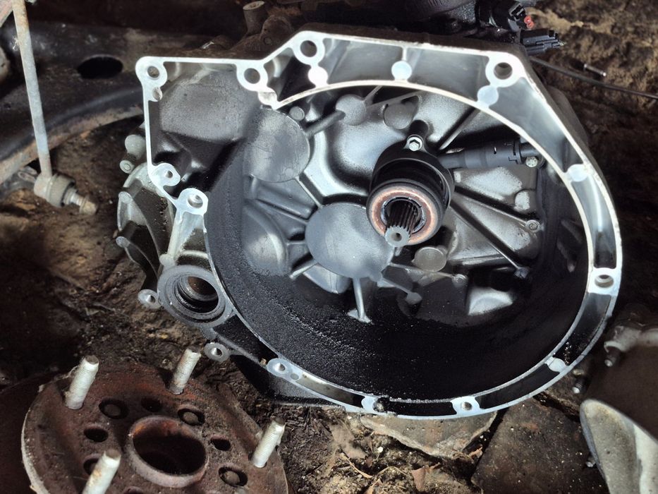 Коробка передач 1.5 1.6 1.8 1.9 2.0 Renault