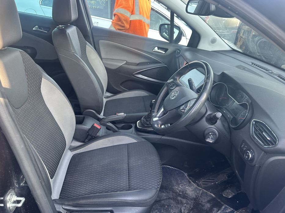 Opel Crossland silnik 1.5d 2020r,Anglik z kluczykami