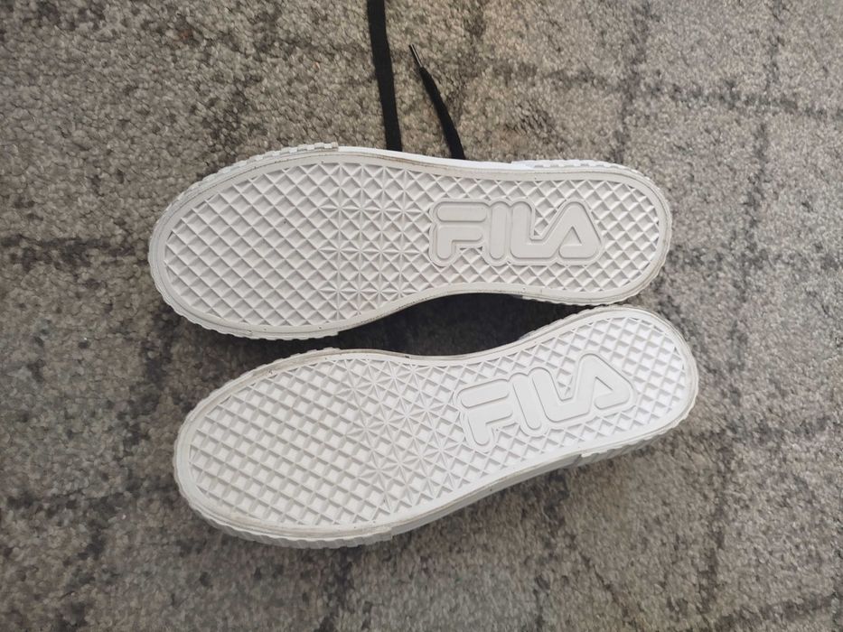 Buty FILA rozm. 39