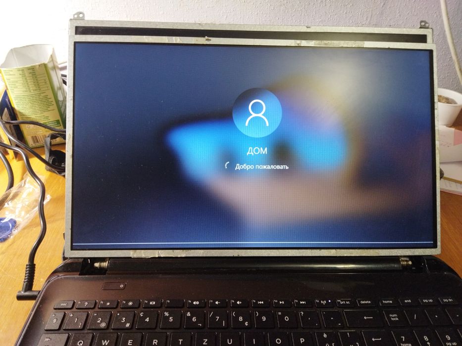 Матрица 15,6 дюймов с дефектом