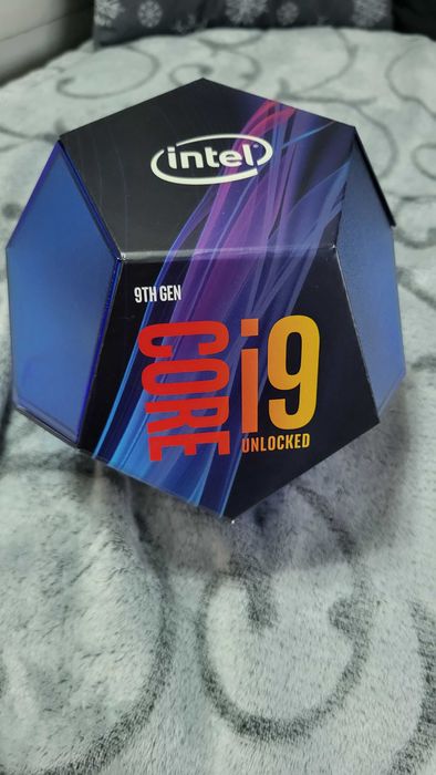 i9 9900k, msi MPG Z390 CARBON,32 GB RAM DDR4,BE QUIET DARK ROCK 4 pro