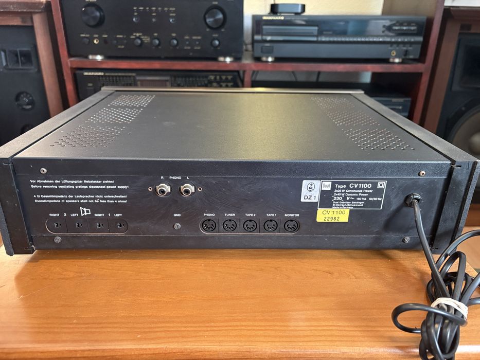 Amplificador Dual CV-1100