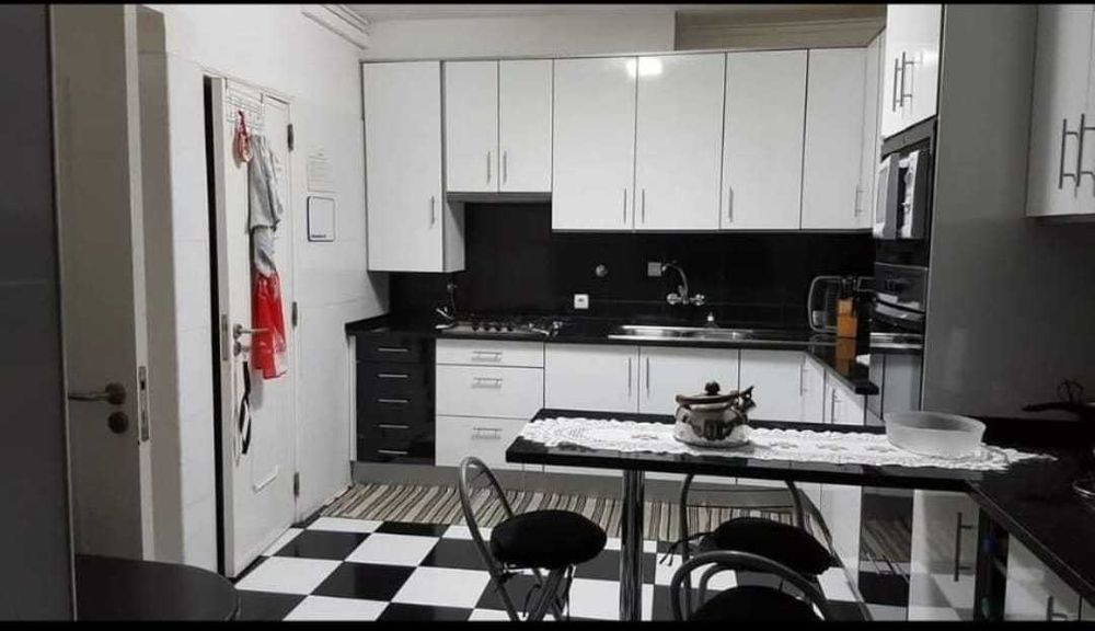 Quarto cacem 3 minutos da estacao