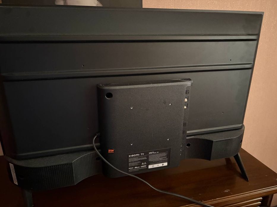 Продам телевизор Xiaomi TV A Pro 32