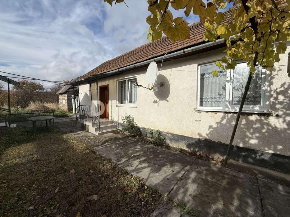 Продаж будинку в центрі Виноградова