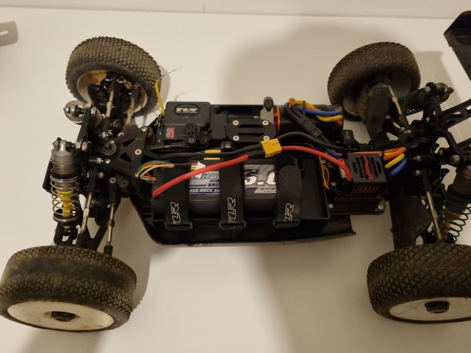 Vendo RC 1/8 Losi eight versão 4.0
