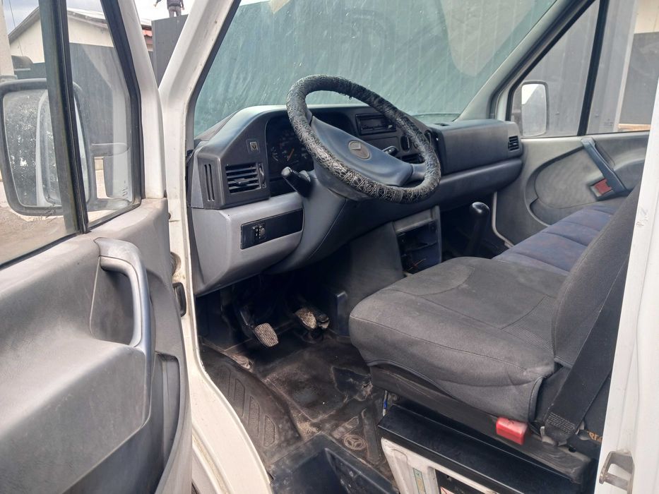 Мерседес спрінтер