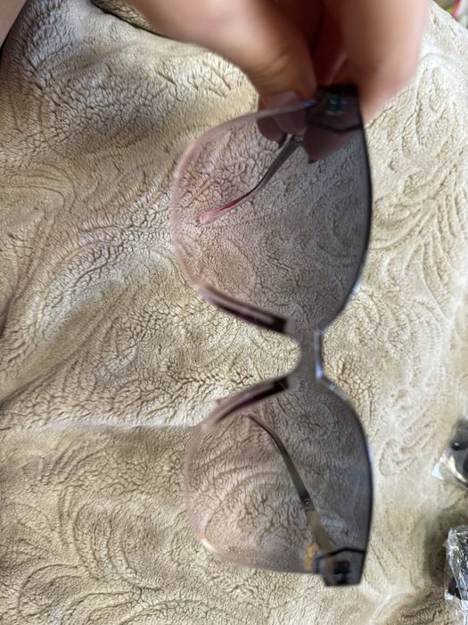 Сонцезахисні окуляри нові