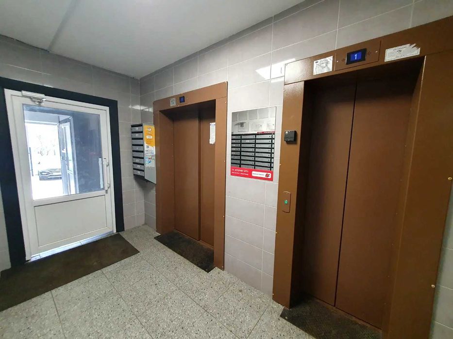 Продаж 2к. квартири М.Червоний хутір-10 хв.вул.Бориспільська 34.Без комісії