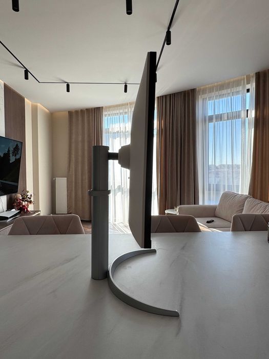 Монітор LG 27UP650 4K