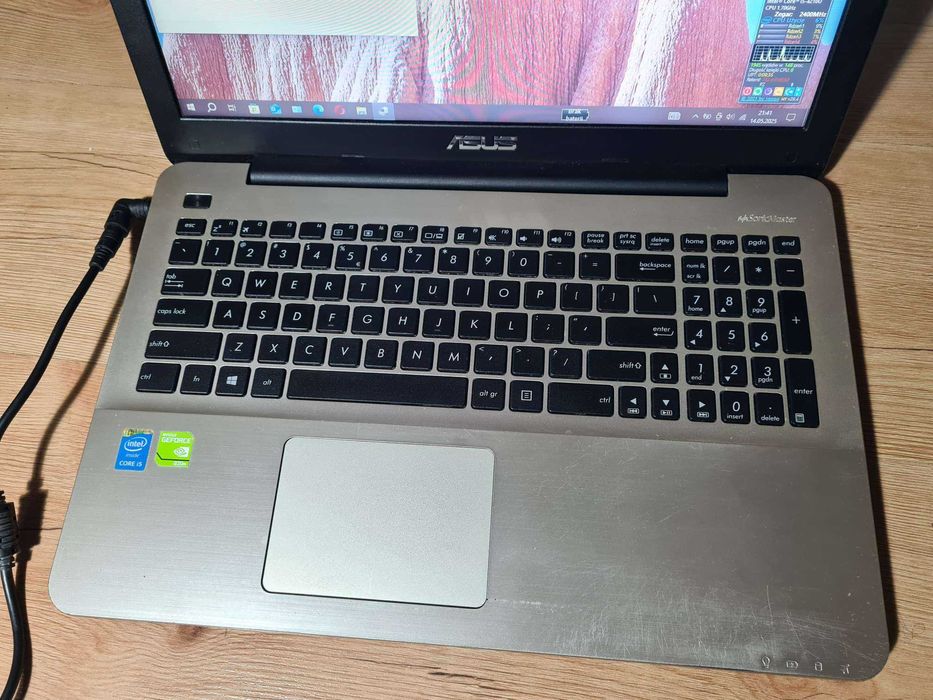 Laptop Asus R556L 15,6 cala Intel Core i5 ram 4 GB ssd 256 GB
