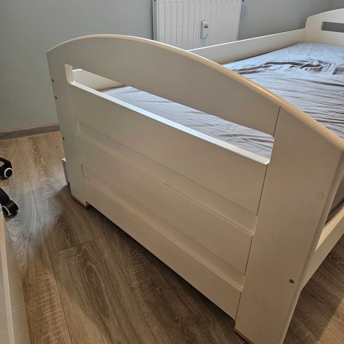 Sprzedam łóżko dziecięce