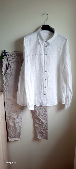 Bawełniana koszula z ażurową wstawką