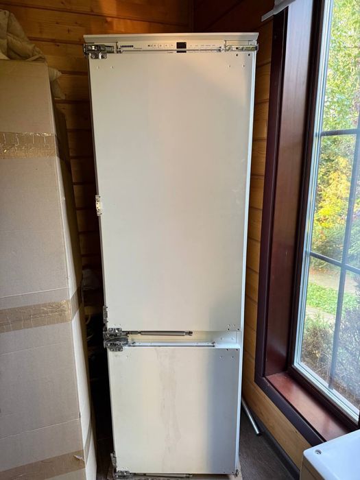 Вбудований холодильник Лібхер LIEBHERR ICBN 3056 No Frost