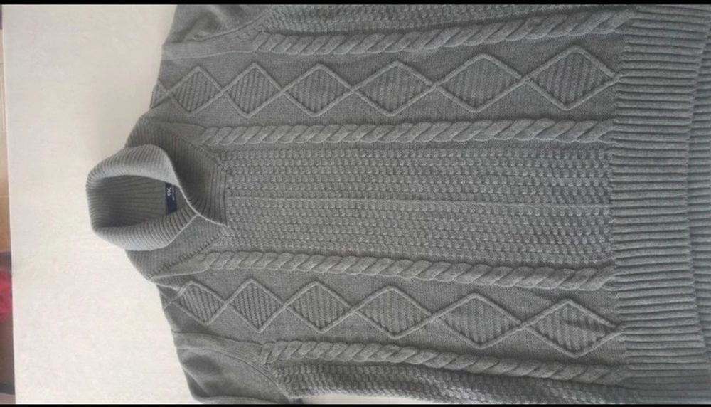 Camisola de malha Cinzenta