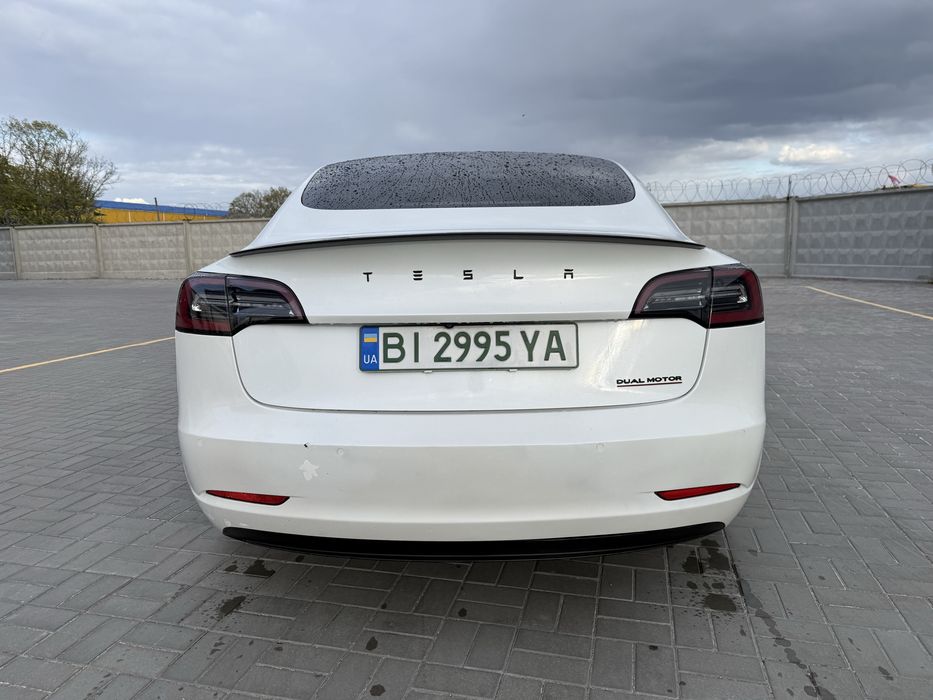 Tesla m3 2020р long range dual motor