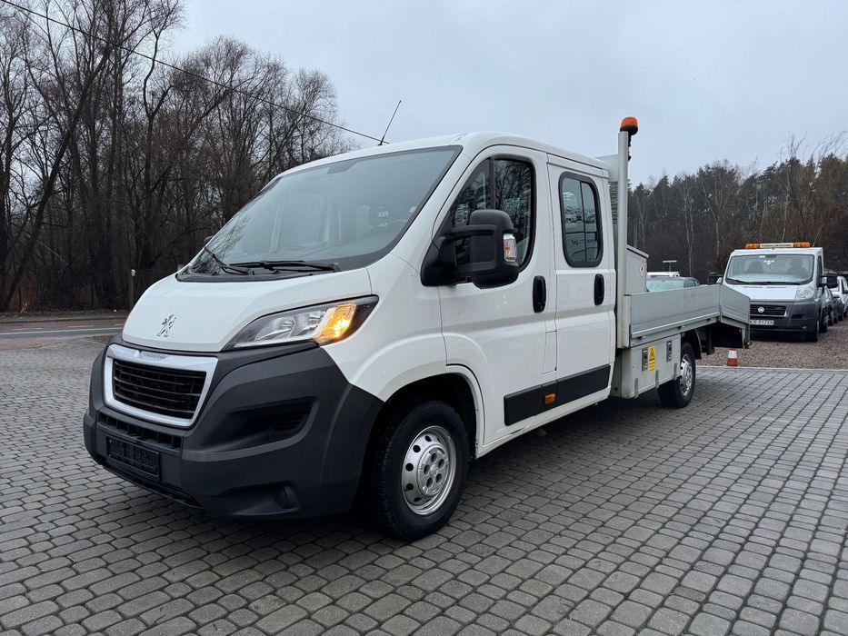 Peugeot Boxer  Peugeot Boxer Doka Długa paka BEZWYPADKOWY niski przebieg bardzo ładny