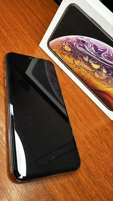 Продам iPhone Xs 64