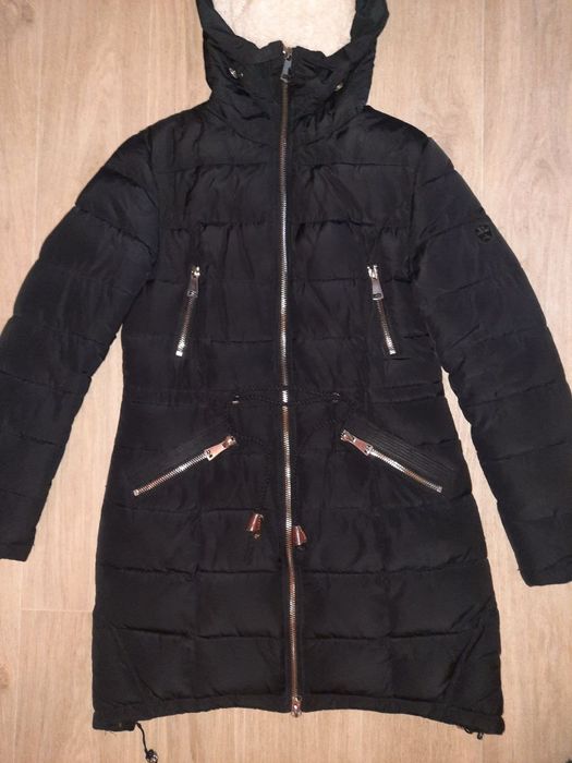 Жіноча зимова куртка