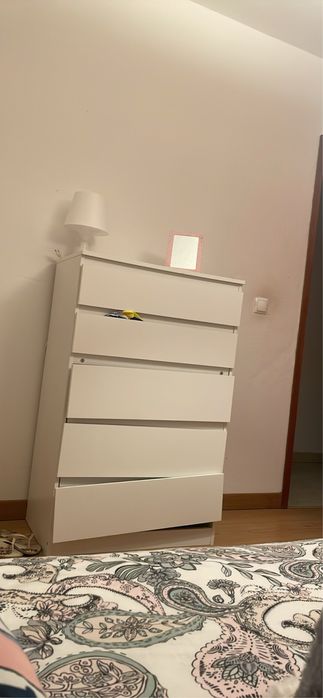 Aluga-se quarto em t3
